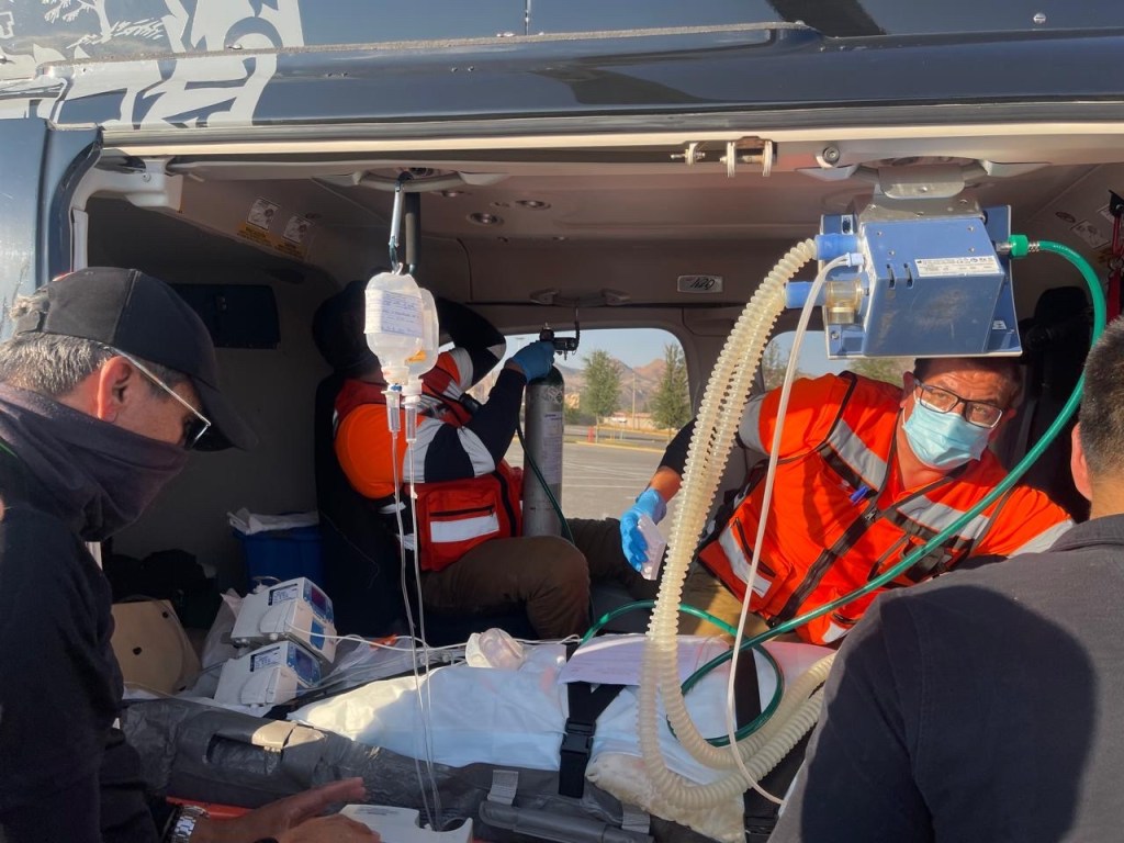 TRASLADA HELICÓPTERO DE LA SSPE A PACIENTE POR&nbsp;QUEMADURAS