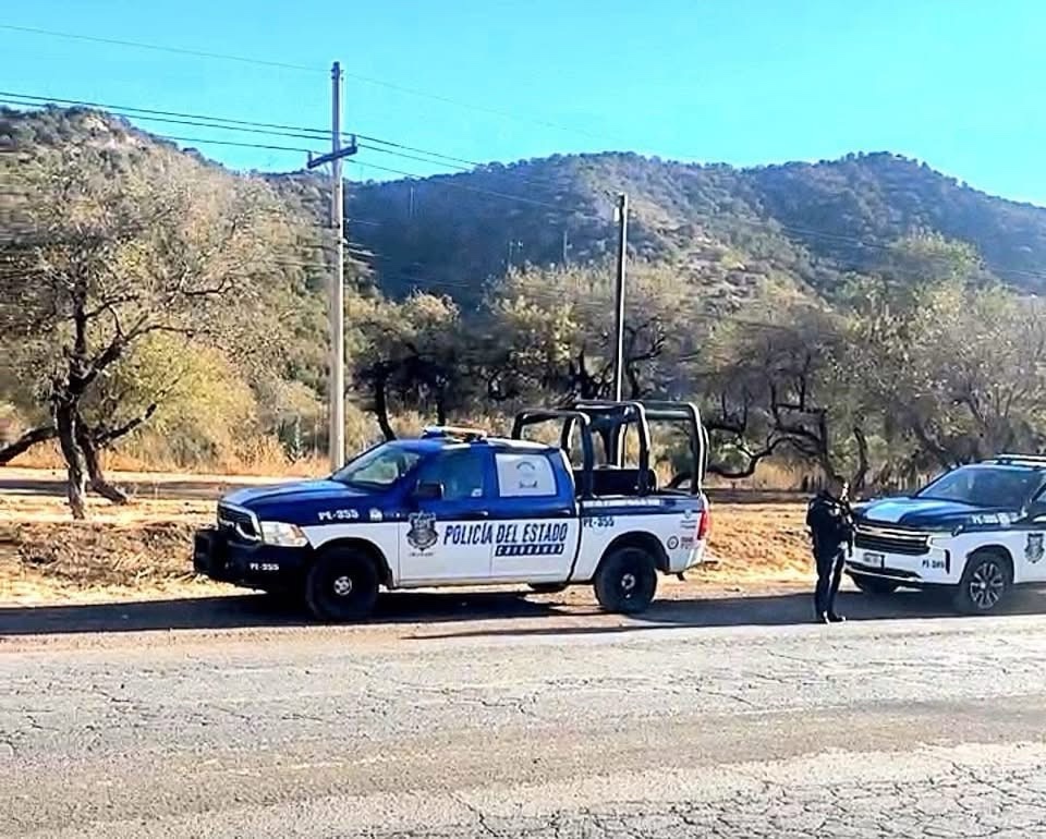 YA NO HAY RESPETO, OTRA VEZ DESARMAN Y GOLPEAN A POLICÍAS ESTATALES