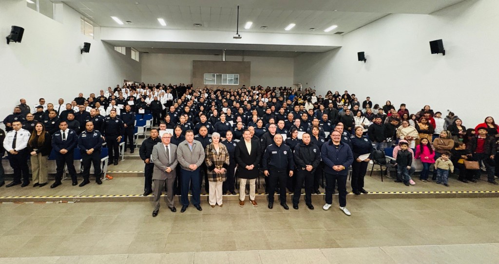 POR SU ARDUO TRABAJO, RECONOCEN A POLICÍAS EN LA&nbsp;SSPM