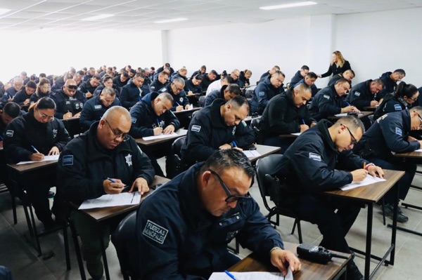SALIERON BIEN CUERDOS, EVALÚAN SALUD MENTAL DE POLICÍAS&nbsp;MUNICIPALES