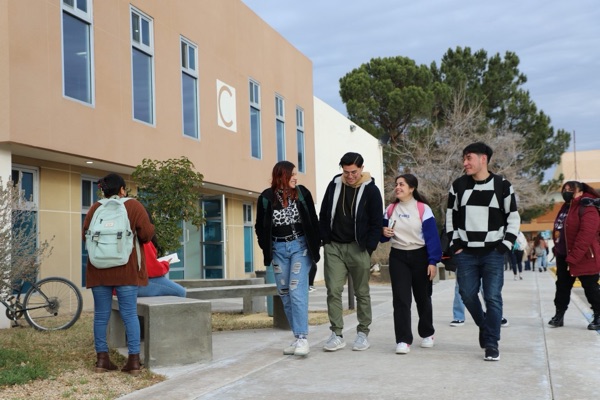 NUNCA ES TARDE PARA ESTUDIAR, UACJ ABRE PROCESO PARA INGRESO&nbsp;2026