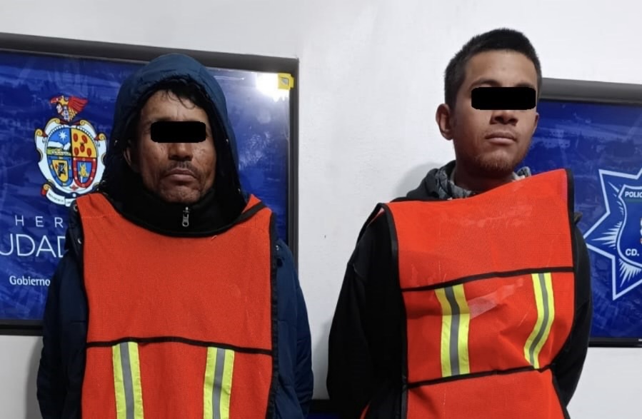 IBAN A VENDERLO A LAS SEGUNDAS, DETIENEN A DOS SUJETOS POR ROBO DE ATAÚD EN FUNERARIA&nbsp;CLAUSURADA