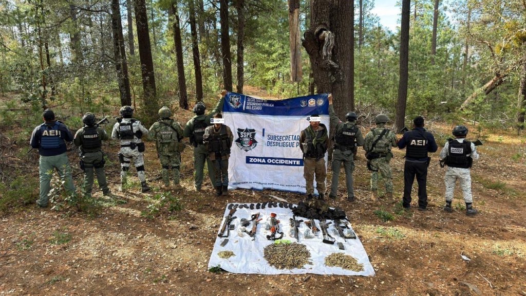 NOMÁS SE LES PELARON DIEZ, DETIENEN A TRES TRAS ENFRENTAMIENTO EN GUADALUPE Y&nbsp;CALVO