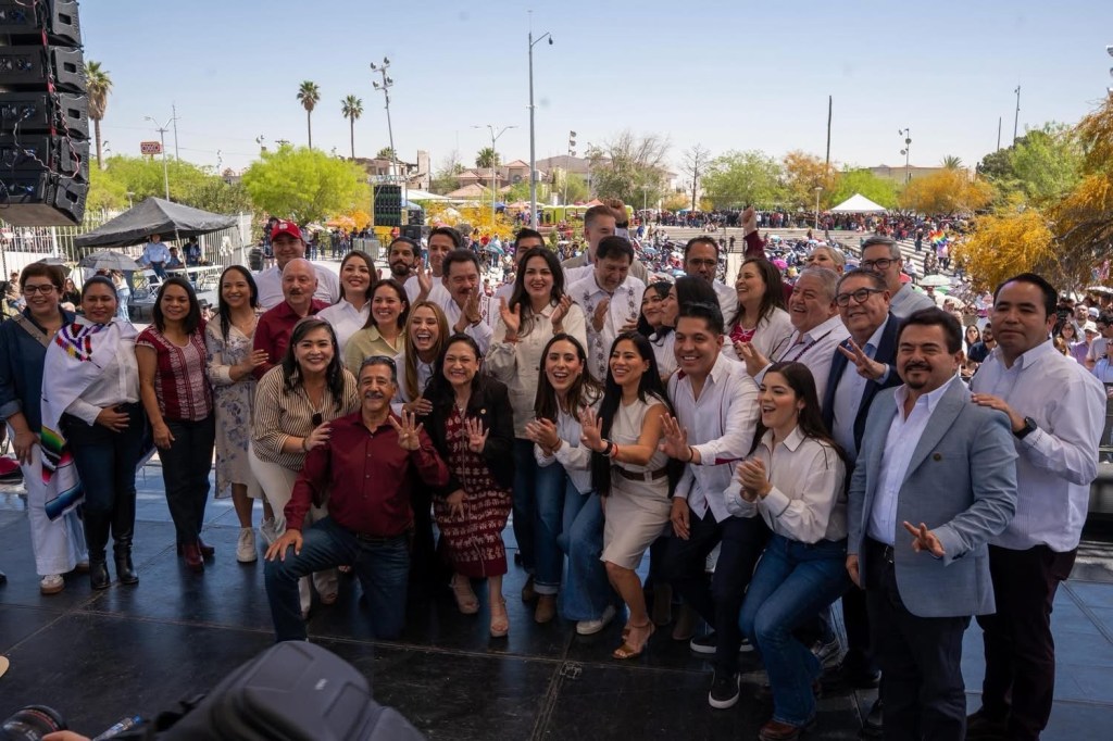 NO SE QUEDARON ATRÁS, EN JUÁREZ VITOREAN “GOBERNADORA” A ANDREA&nbsp;CHÁVEZ