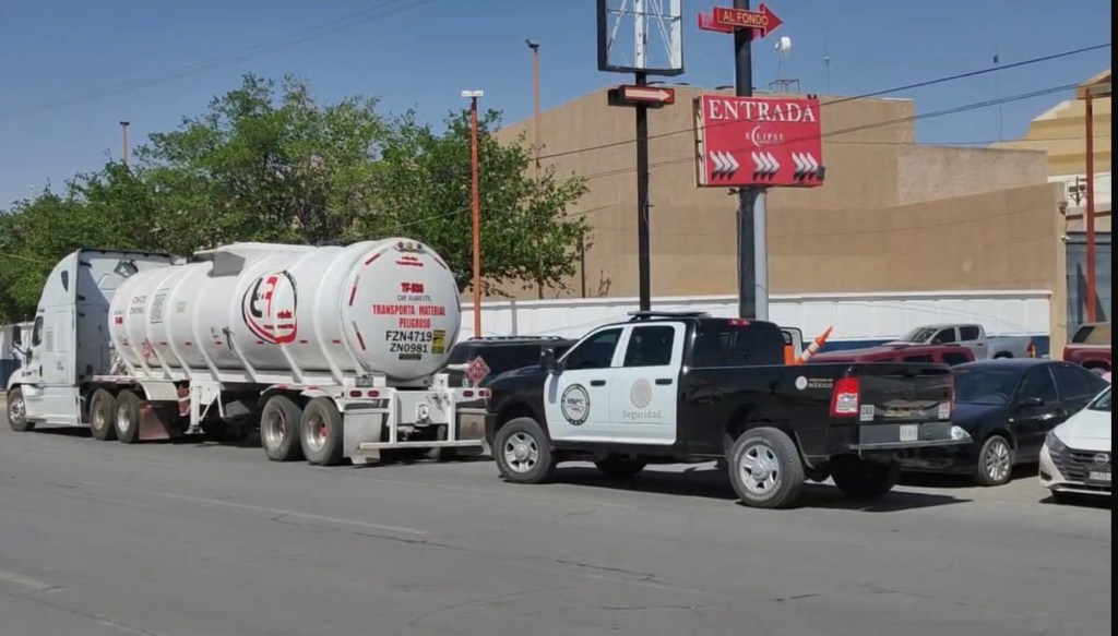 HARFUCH COPS CONTRA EL HUACHICOL, ASEGURAN DOS TRAILERS CON&nbsp;GASOLINA