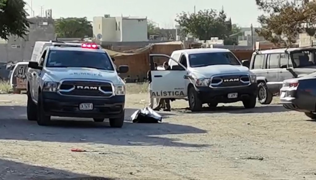 LO DEJAN CUERPO DE UN HOMBRE TIRADO EN LA VÍA&nbsp;PÚBLICA