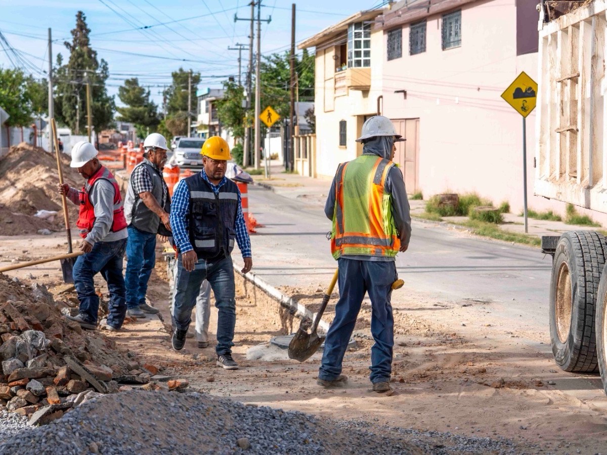 AGARRARON PILAS EN PUENTE, AVANZA LÍNEA NUEVA DE AGUA TRATADA EN&nbsp;MONTEBELLO