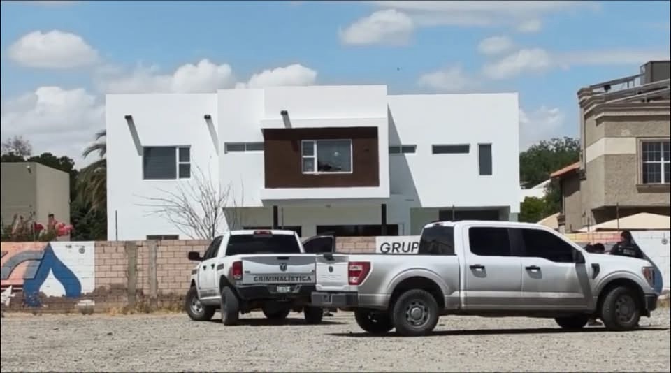 ¡LLUVIA DE BALAS EN CAMPOS ELÍSEOS! ATACAN RESIDENCIA CON ARMAS&nbsp;LARGAS
