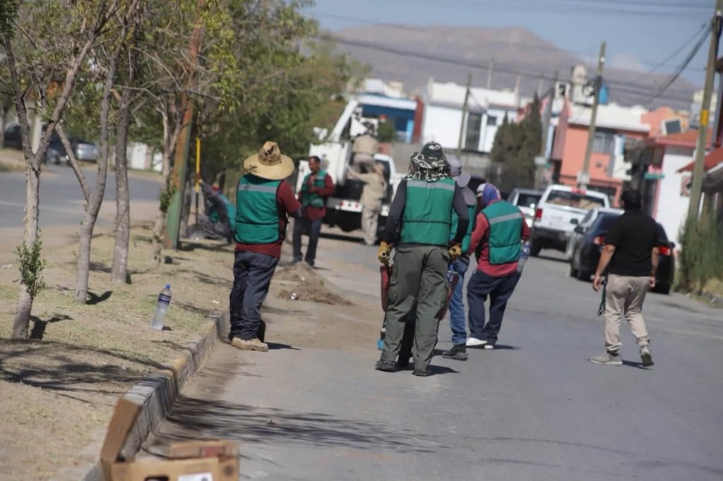 LIMPIA ATIENDE REPORTES Y REALIZA JORNADAS DE SERVICIO EN SIETE COLONIAS