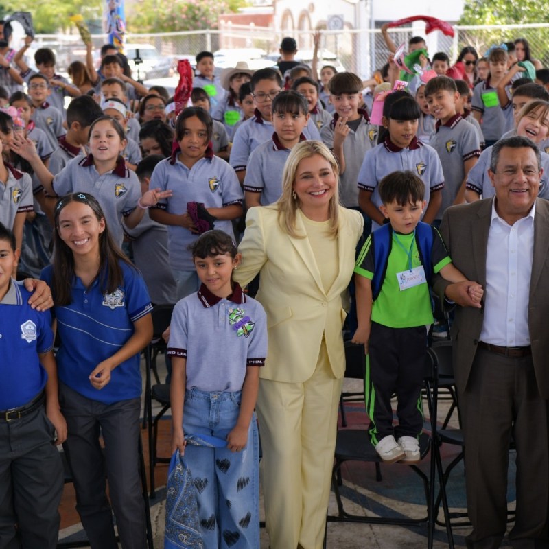 PA’ QUE UN DÍA SEAN GOBERNADORES, MARU CAMPOS DA EL BANDERAZO AL NUEVO CICLO&nbsp;ESCOLAR
